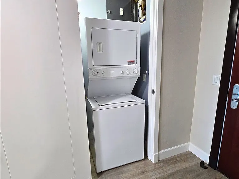 4525 Dean Martin Dr #503 — Photo 21