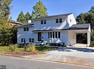 1263 S Oakcrest Rd, Arlington, VA 22202