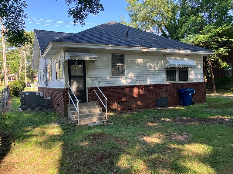 335 Grace St — Photo 26
