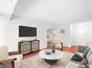 4500 S Four Mile Run Dr APT 505, Arlington, VA