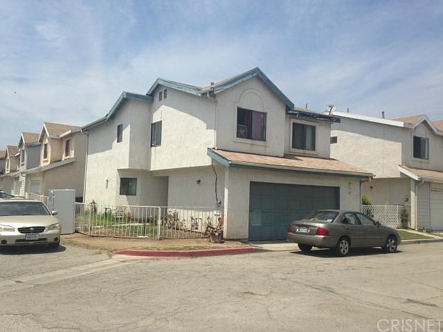 2nd image of 11233 Borden Ave APT 37