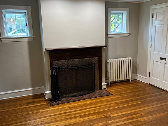2nd image of 127 Kent Way