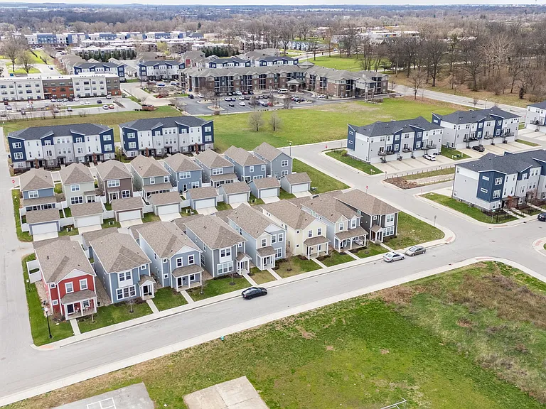 2921 Bolton Square Blvd #A — Photo 55