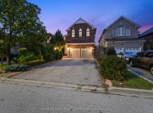 3619 Waterfall Cres, Mississauga, ON L5N 8G8