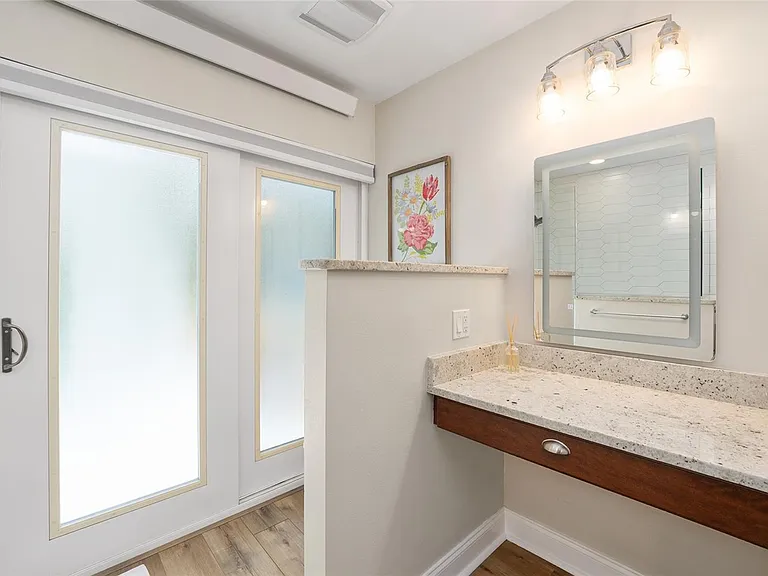 8140 NW 48th Ln — Photo 31