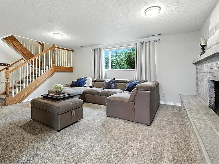 1538 W Owen Cir — Photo 6