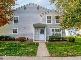 80 Almond Dr, Somerset, NJ 08873