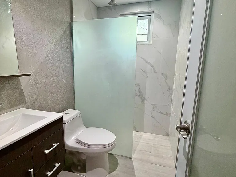 351 Calle Carolina Con Saldana #2 — Photo 11