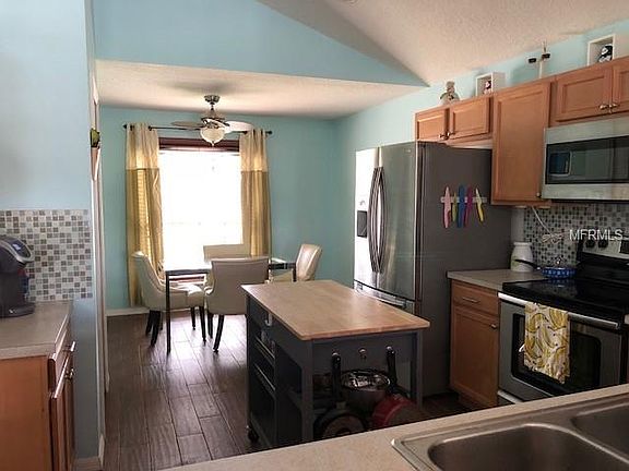 4th image of 141 Prairie Falcon Dr