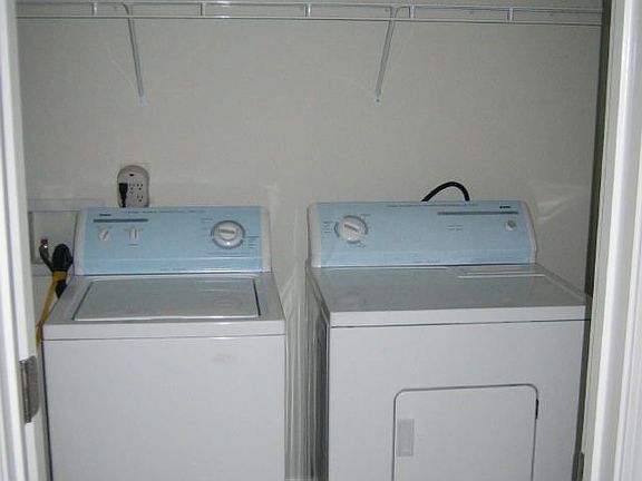 5th image of 3372 Amhurst Pkwy