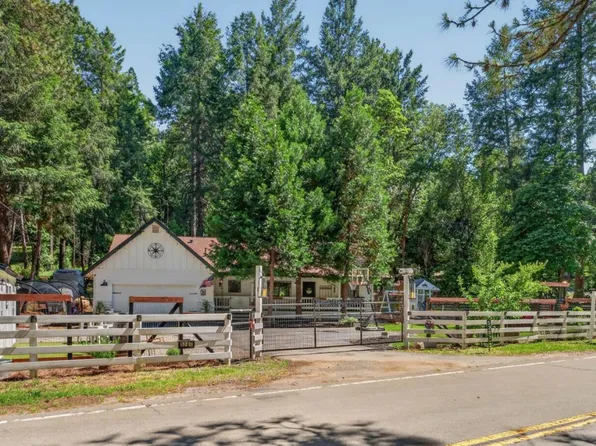 5287 Cold Springs Dr, Foresthill, CA 95631