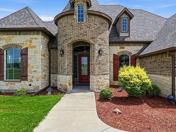3rd image of 241 Rockett Ln