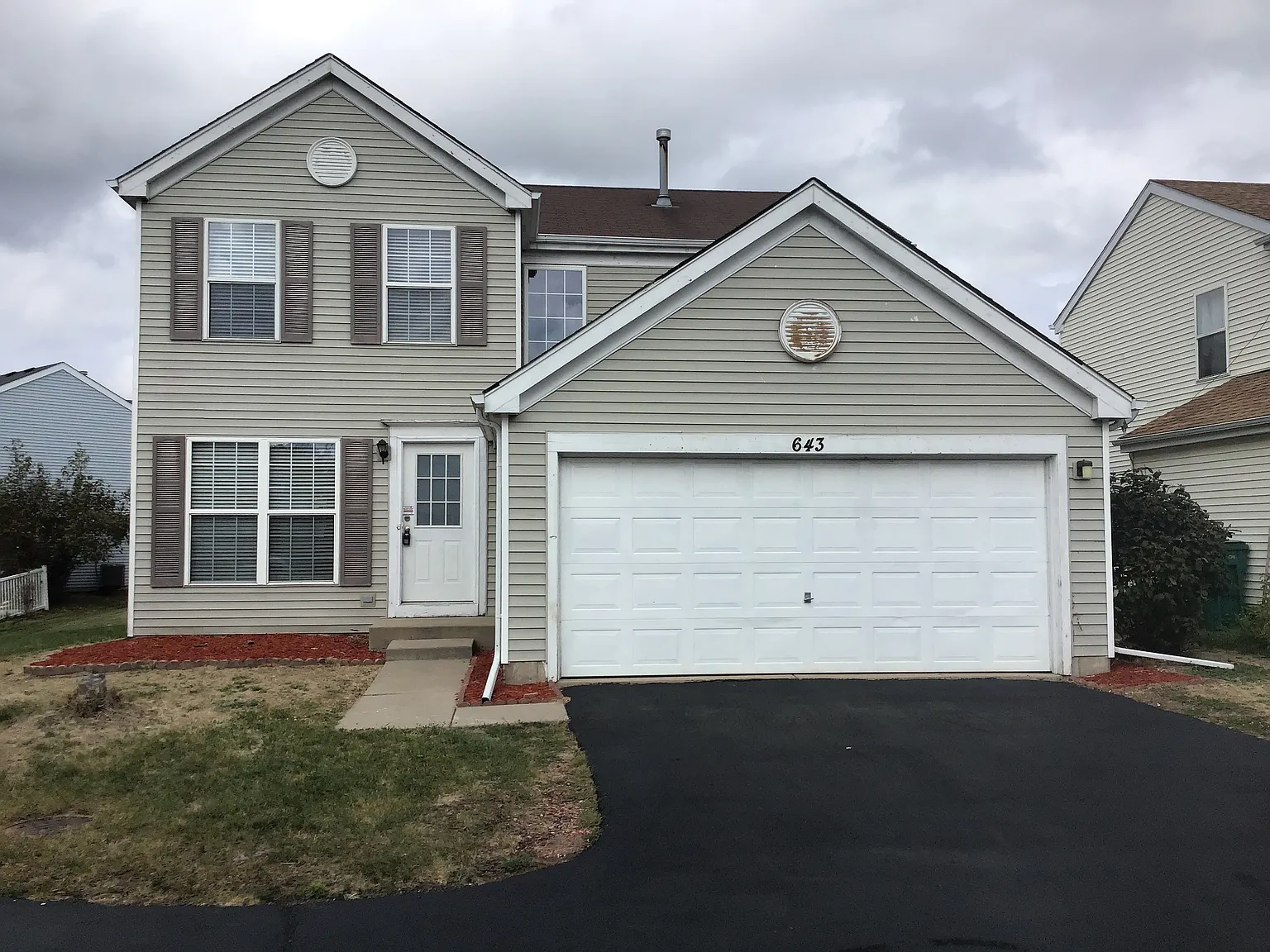 3 bed, 2.5 bath, 1752 sqft, $2,985 — Photo 1