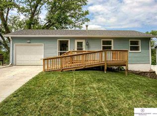 8562 Fowler Ave, Omaha, NE 68134