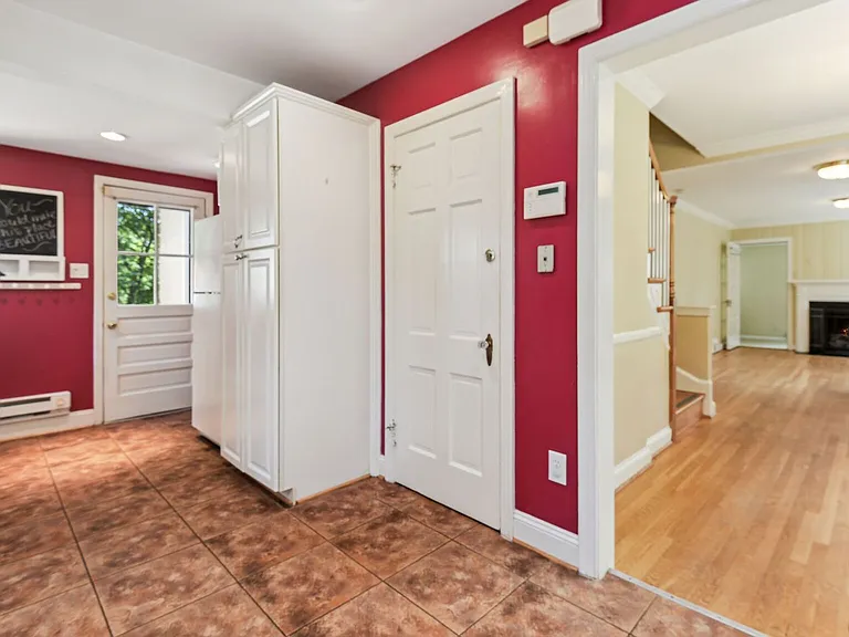 5203 Elsmere Ave — Photo 6
