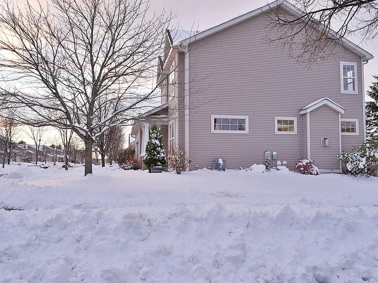 7810 Twinflower Dr — Photo 46