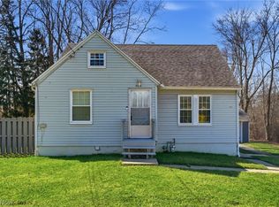 9614 Ravenna Rd, Twinsburg, OH 44087