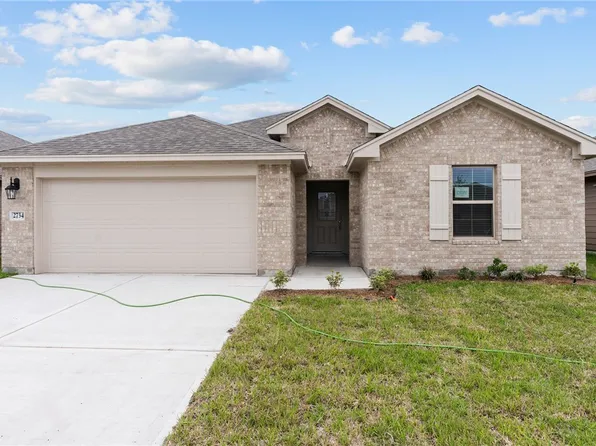7610 Lacey Dr, Corpus Christi, TX 78414