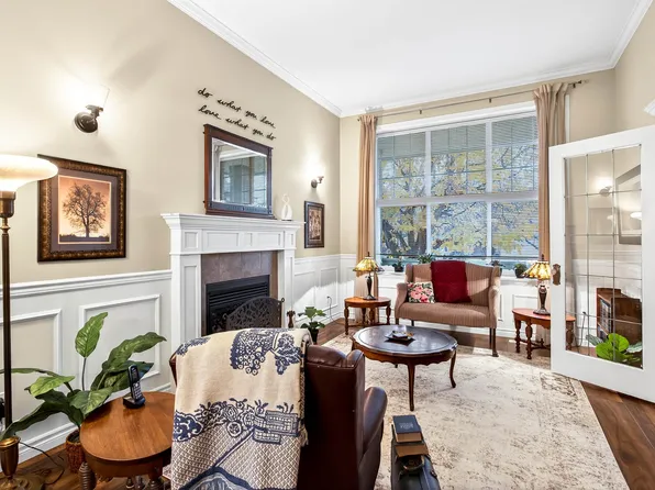 16728 62a Ave, Surrey, BC V3S 9L3