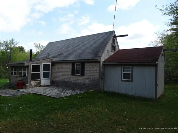 67 Strout Rd, Kenduskeag, ME 04450