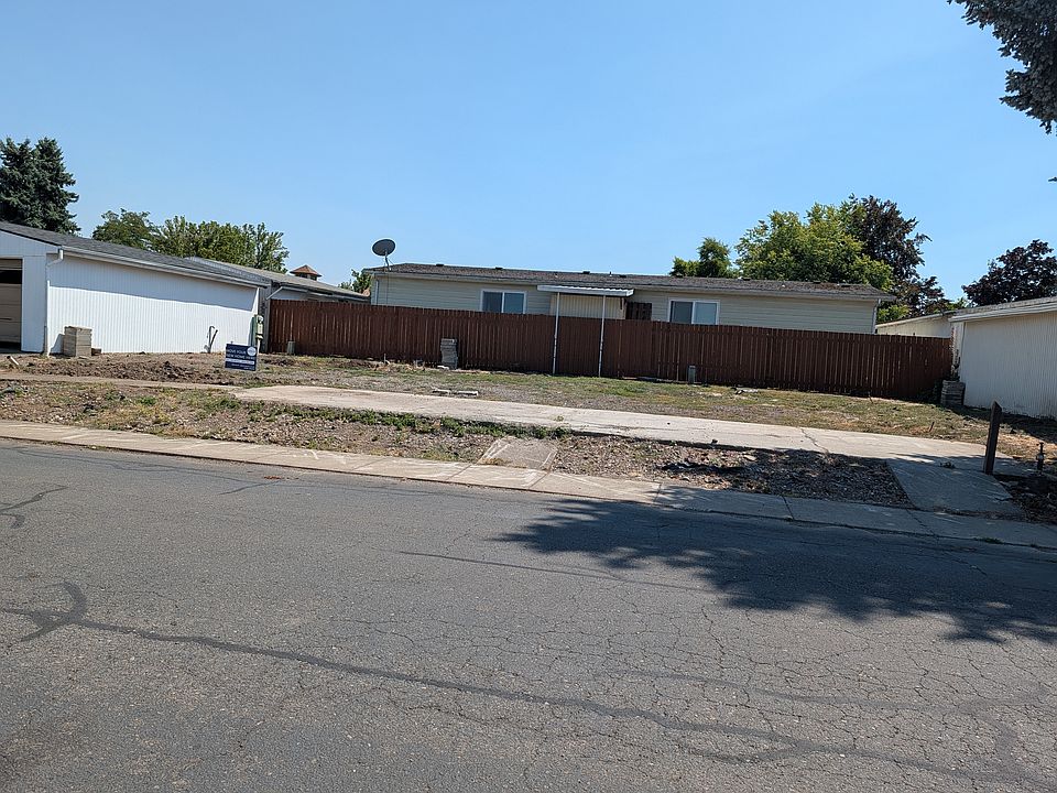 1st image of 5355 River Rd N Unit 111