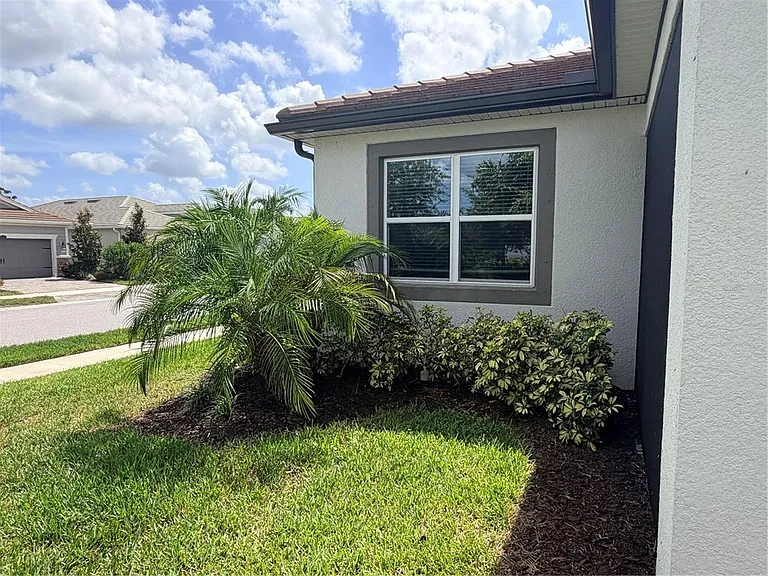 5738 Long Shore Loop — Photo 3