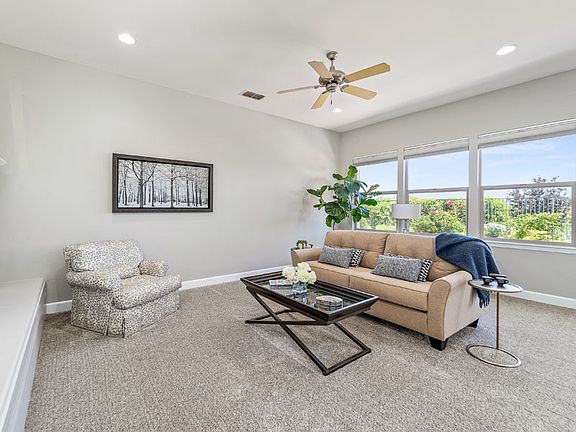 3rd image of 1714 Terracina Dr