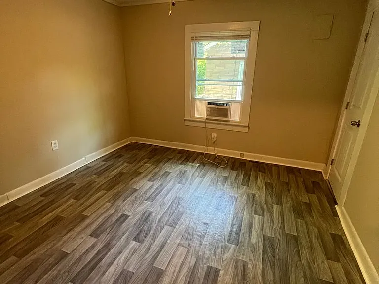 1112 East Dr — Photo 12