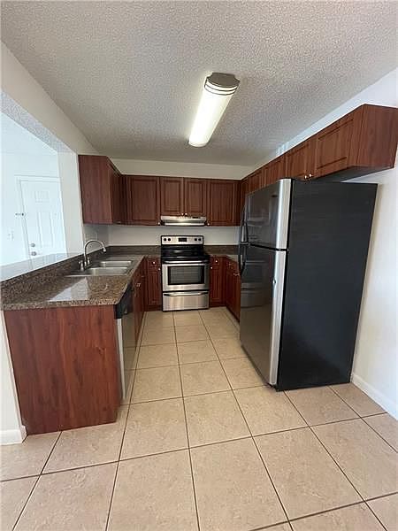 1st image of 200 Palm Cir W APT 207