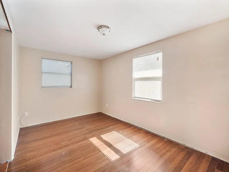 4719 Blossom Dr — Photo 15