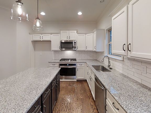 Previously built home based on this plan. Photos not of current home. Upgrades may be pictured.