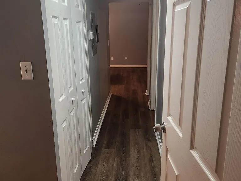 6522 Six Mile Ln #7 — Photo 2