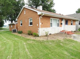 901 Virginia St, Marion, IL 62959