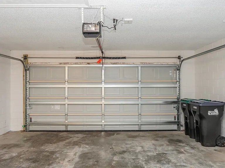 11860 Shotgate Ct — Photo 13