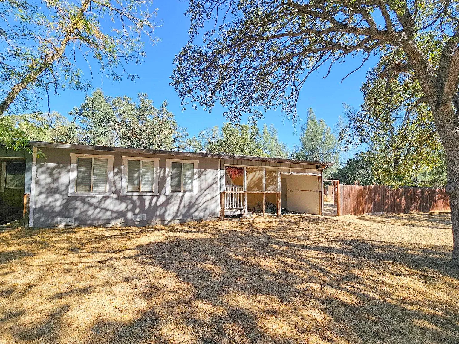 15828 El Dorado Dr photo 1