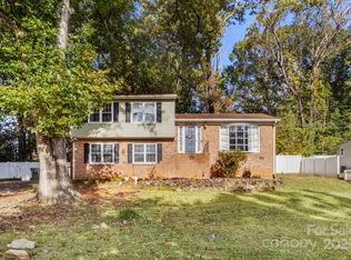 893 Ragin Ln, Rock Hill, SC 29732