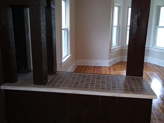 5th image of 421 State Route 146 APT 1E
