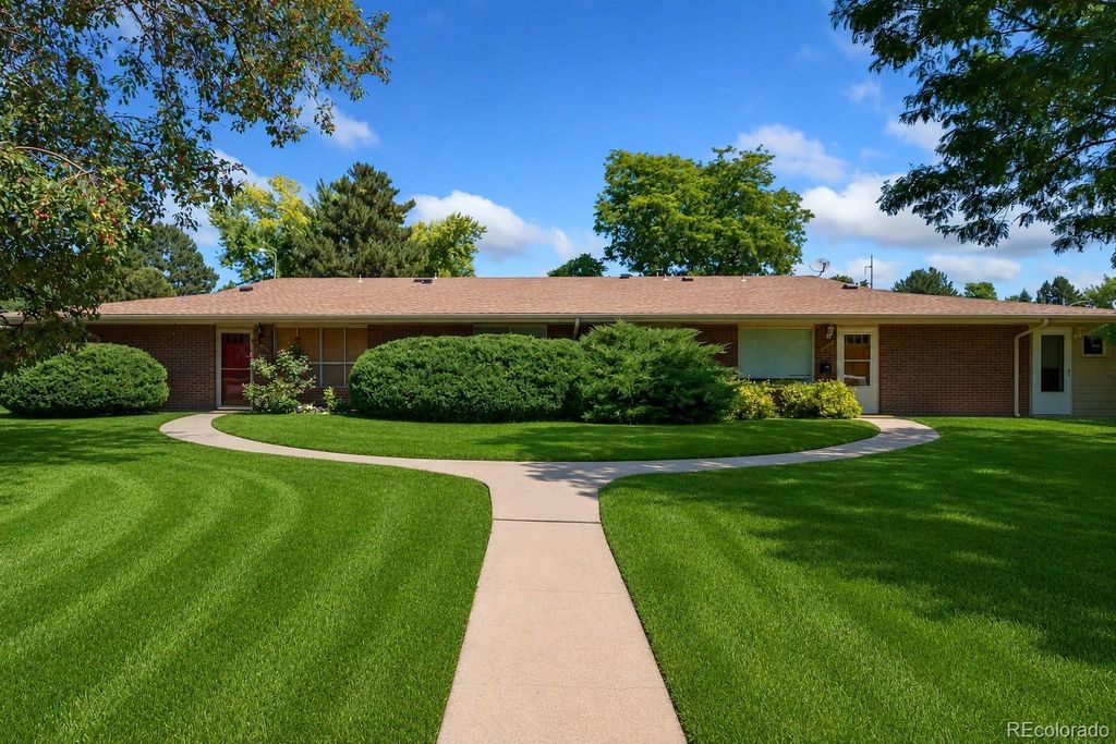 412 E Thunderbird Drive