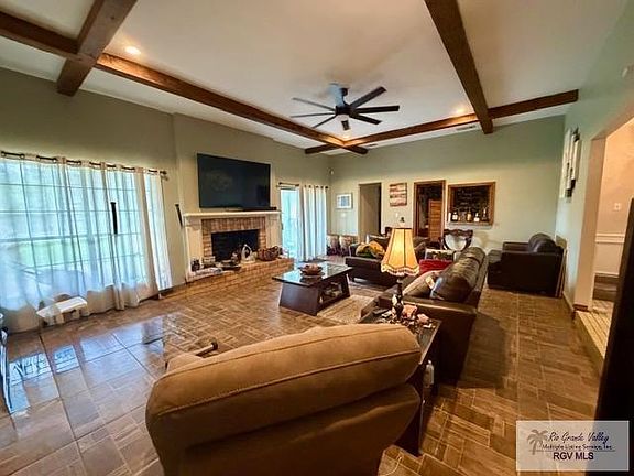 4th image of 3301 Kent Ln