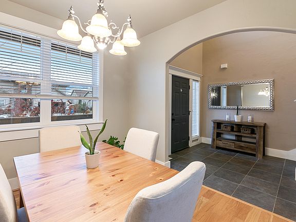 4th image of 6027 Hobson Ln