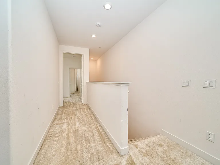 128 Abacus — Photo 30