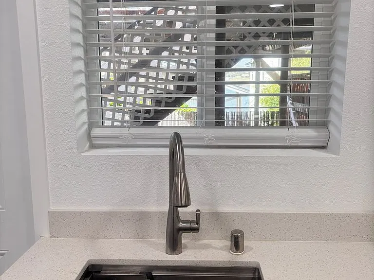 428 Winslow St #B — Photo 3