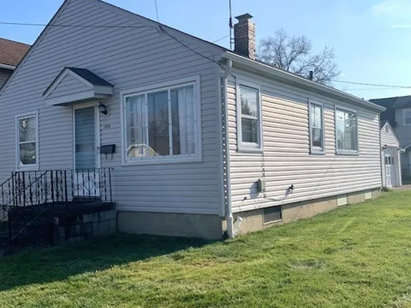 820 Concord Ave, Akron, OH 44306