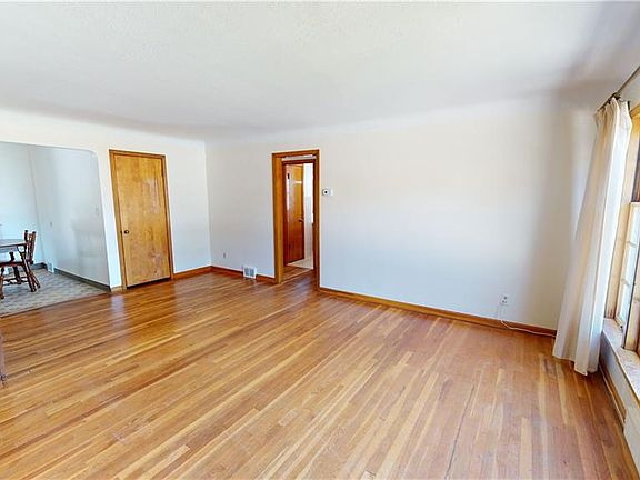 3rd image of 4845 Swetland Blvd