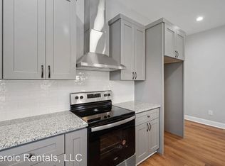 8 20th St, Greer, SC 29651