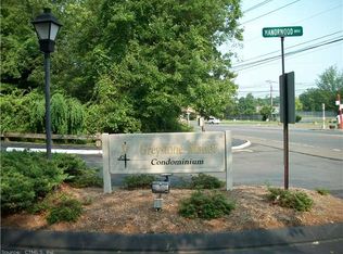 69 Manorwood Dr, Branford, CT 06405