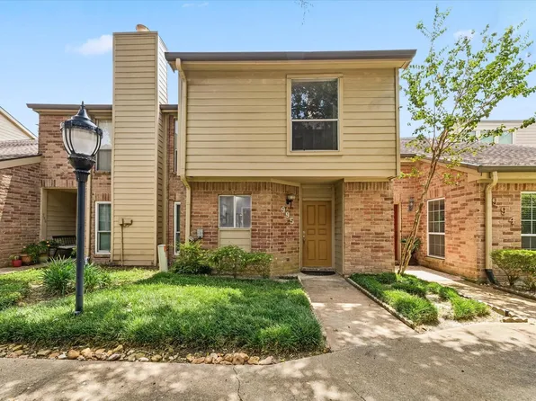 995 Memorial Village Dr #102, Houston, TX 77024