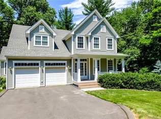 55 Junior Rd, Farmington, CT 06032