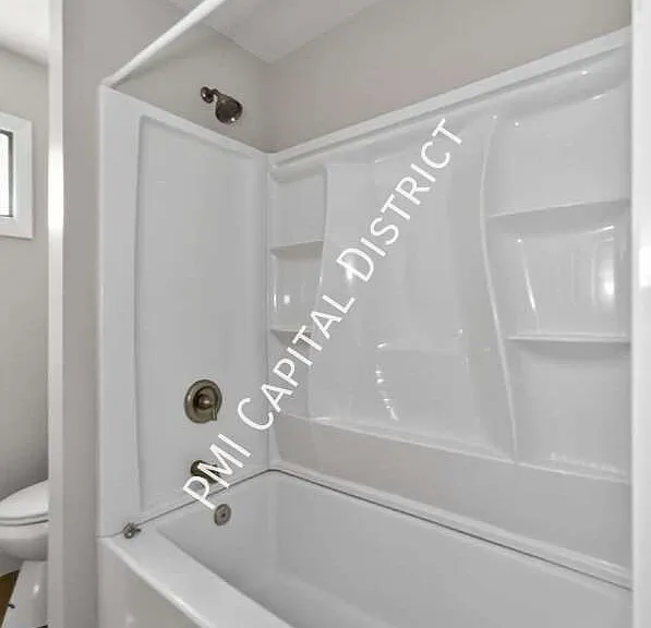 34 Campbell Ave — Photo 20