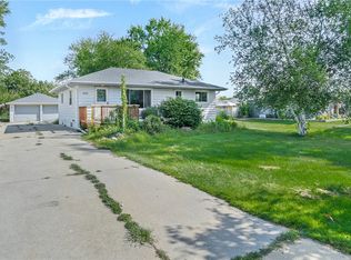 1115 Maple Ave, Norwalk, IA 50211